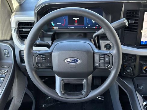 New 2026 Ford F250 XLT w/ XLT Premium Package AWD/4WD image 8
