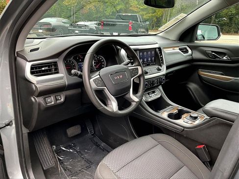 Certified 2023 GMC Acadia SLE w/ Driver Convenience Package image 23