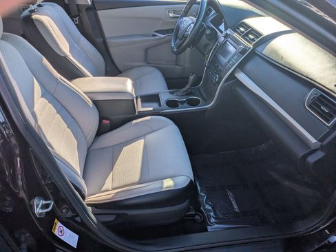Used 2017 Toyota Camry SE image 31