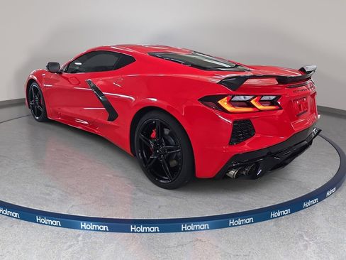 Used 2022 Chevrolet Corvette Stingray Coupe w/ 1LT image 9