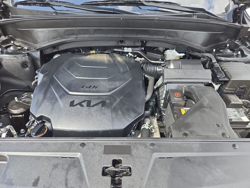 Used 2023 Kia Telluride EX w/ EX Captain's Chair Package FWD image 35