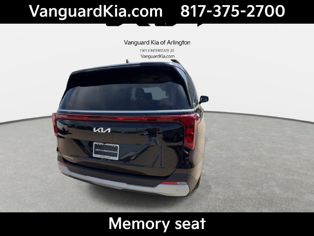 Certified 2026 Kia Carnival EX FWD image 8