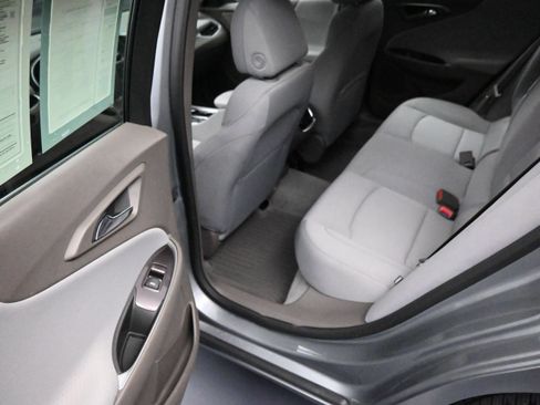 Used 2024 Chevrolet Malibu LT FWD image 17
