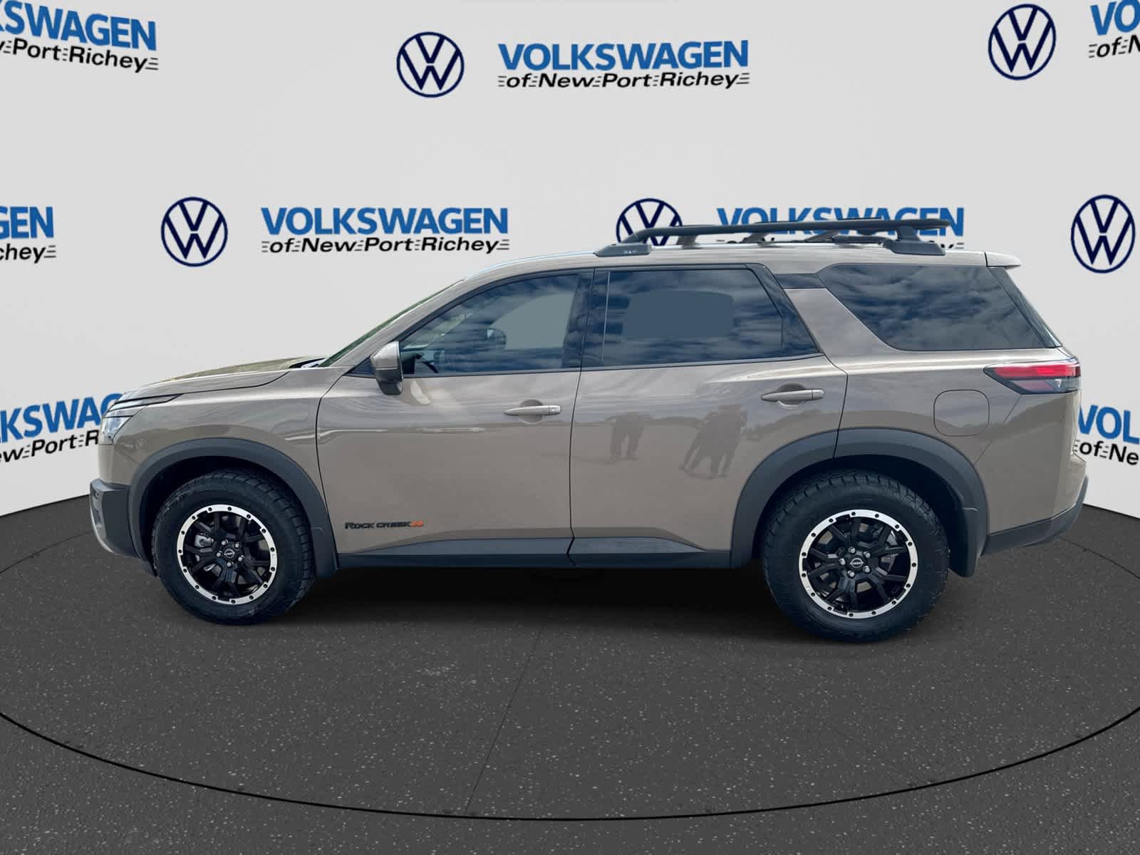 Used 2025 Nissan Pathfinder Rock Creek AWD/4WD image 11