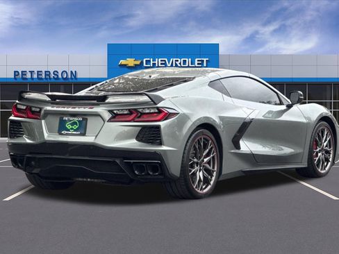 Used 2024 Chevrolet Corvette Stingray Preferred Cpe w/ Z51 Performance Package RWD image 4