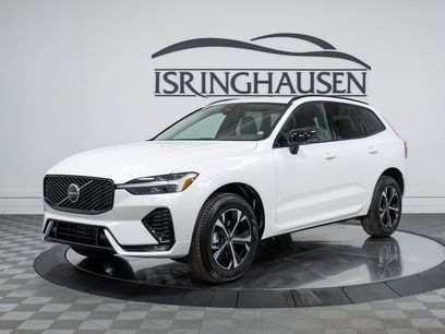 New 2026 Volvo XC60 B5 Core w/ Climate Package