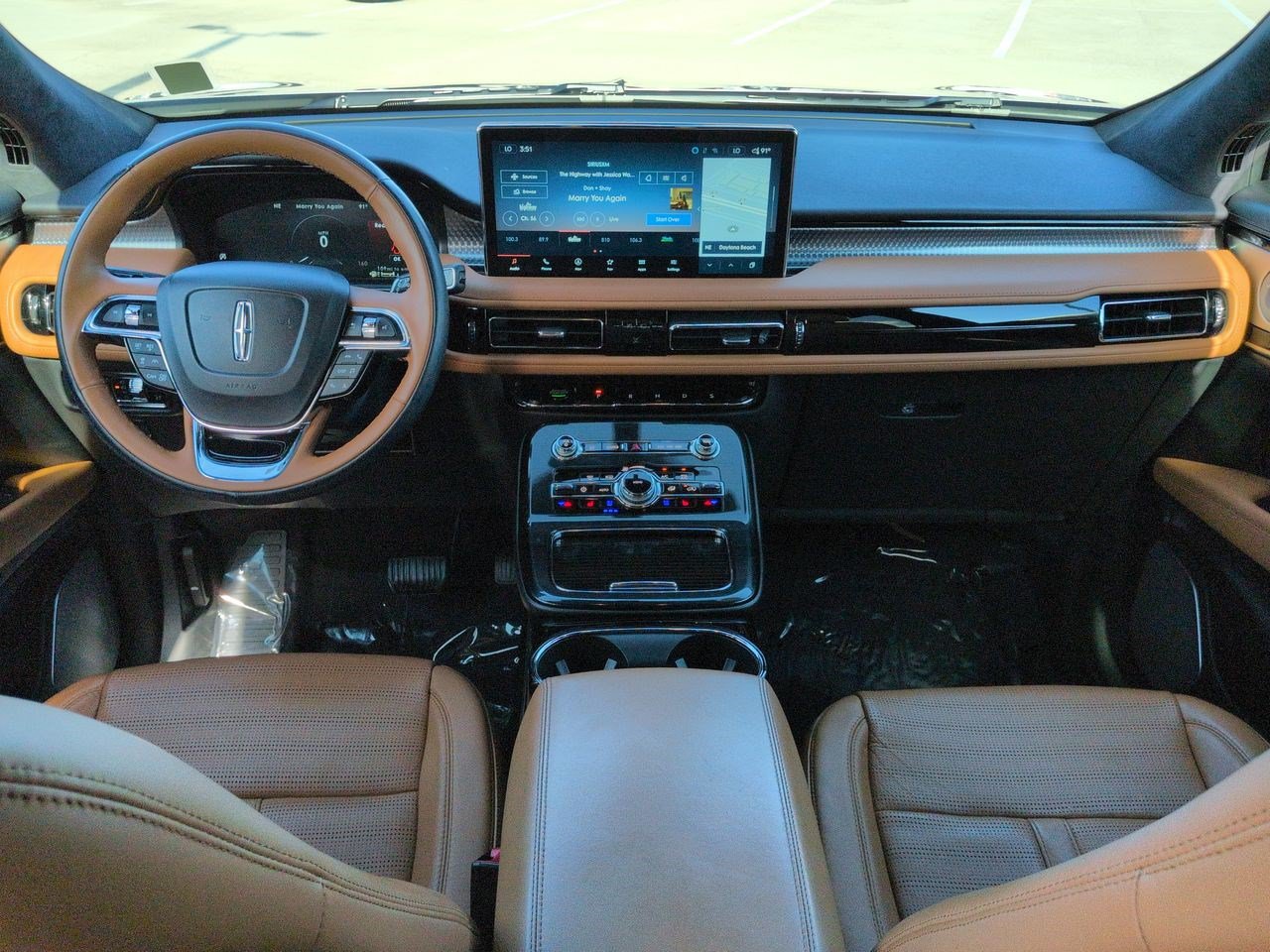 Certified 2023 Lincoln Nautilus Black Label w/ Class II Trailer Tow Package AWD/4WD image 16