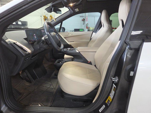Certified 2024 BMW iX xDrive50 w/ Premium Package AWD/4WD image 12
