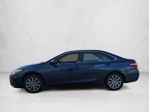 Used 2016 Toyota Camry XLE image 8