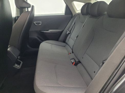 Used 2025 Kia K4 FWD image 18