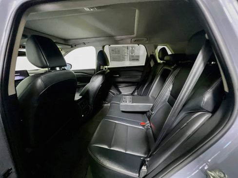 Used 2025 Nissan Rogue SL w/ SL Premium Package FWD image 28