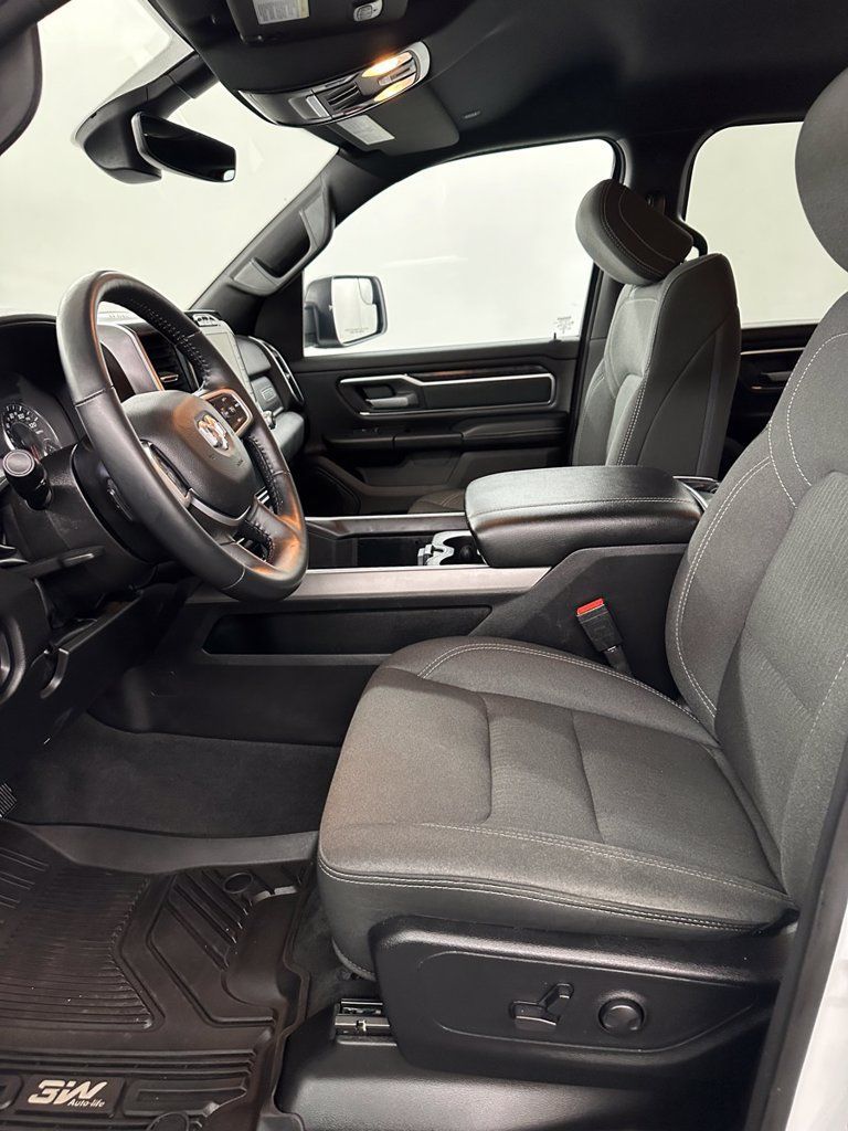 Used 2024 RAM 1500 Big Horn AWD/4WD image 11
