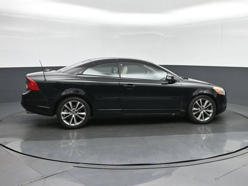 Used 2011 Volvo C70 T5 FWD image 8