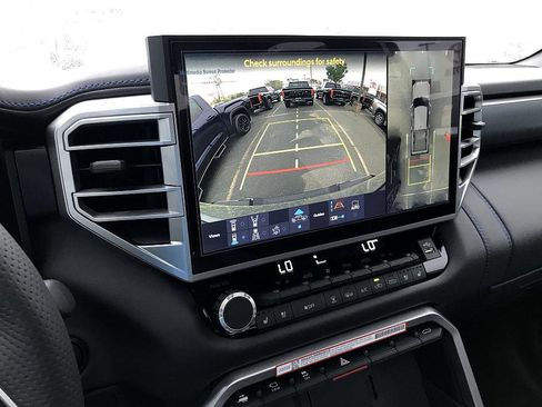 New 2025 Toyota Tundra Platinum image 18