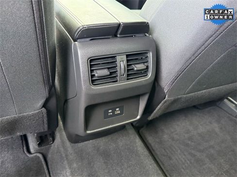 Used 2023 Nissan Rogue SV image 12