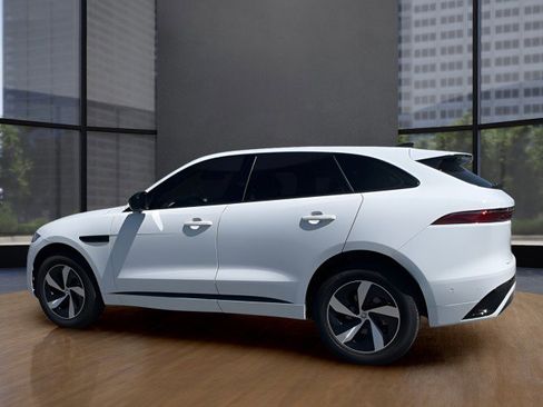 Used 2025 Jaguar F-PACE R-Dynamic S image 6