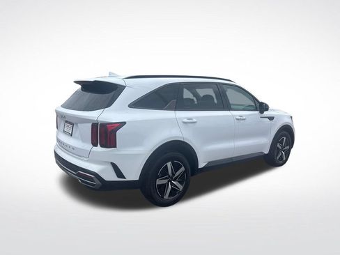 Used 2022 Kia Sorento S FWD image 8