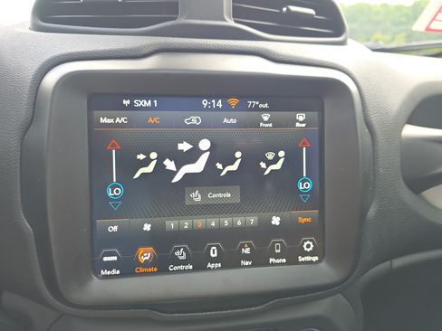 Used 2023 Jeep Renegade Trailhawk w/ Sun/Sound Group AWD/4WD image 38