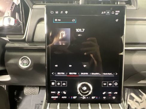 Certified 2026 GMC Terrain AT4 AWD/4WD image 14