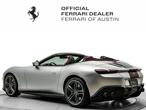 Used 2025 Ferrari Roma Spider RWD image 6