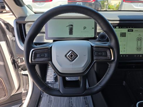 Used 2022 Rivian R1T Adventure AWD/4WD image 31