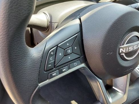 Used 2024 Nissan Sentra SV FWD image 23