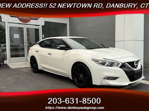 Used 2017 Nissan Maxima 3.5 SV w/ Interior Lighting Package FWD image 7