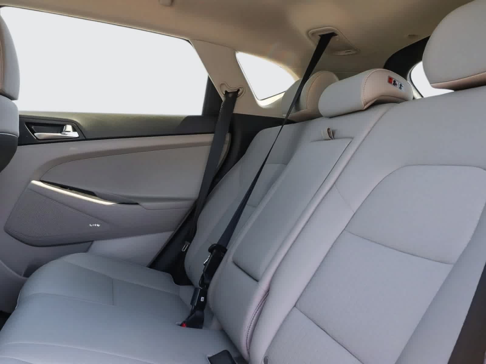 Used 2020 Hyundai Tucson Sport FWD image 25