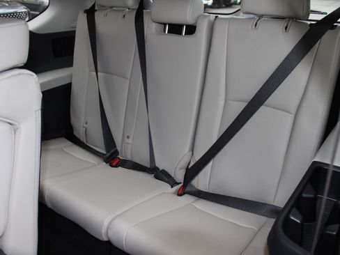 New 2026 Toyota Grand Highlander Limited image 17