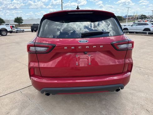 Used 2024 Ford Escape ST-Line w/ Tech Pack #1 FWD image 6