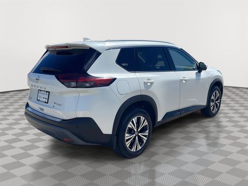 Used 2021 Nissan Rogue SV w/ Premium Package AWD/4WD image 5