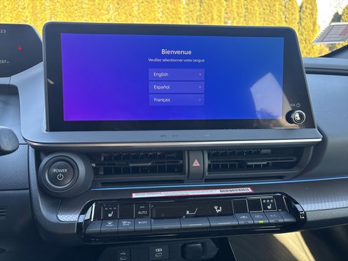 Used 2023 Toyota Prius XLE image 25