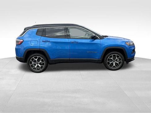 New 2026 Jeep Compass Limited image 8