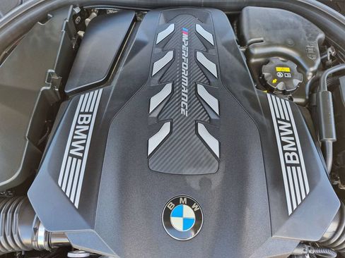 Used 2021 BMW M550i xDrive w/ Executive Package AWD/4WD image 24