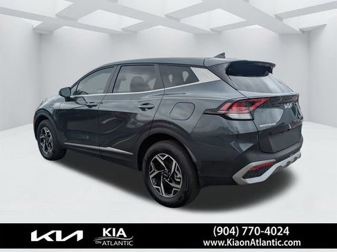 Used 2025 Kia Sportage LX AWD/4WD image 5