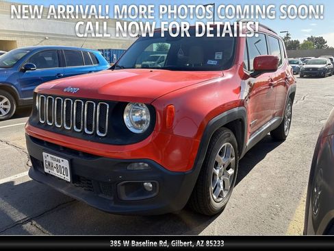 Used 2015 Jeep Renegade Latitude FWD image 1