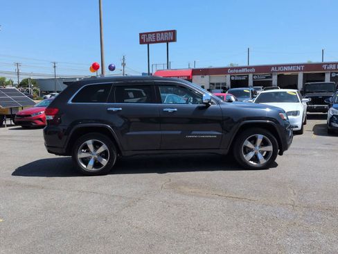 Used 2014 Jeep Grand Cherokee Overland w/ Advanced Technology Group AWD/4WD image 9