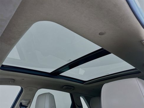 Used 2020 Cadillac XT5 Sportv w/ Platinum Package image 22