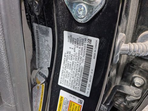 Used 2025 Honda Civic Sport image 32