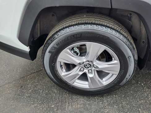 Certified 2025 Toyota RAV4 XLE AWD/4WD image 28