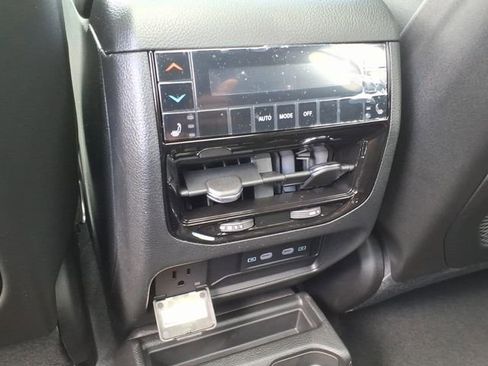 New 2026 Jeep Grand Cherokee L Limited AWD/4WD image 15