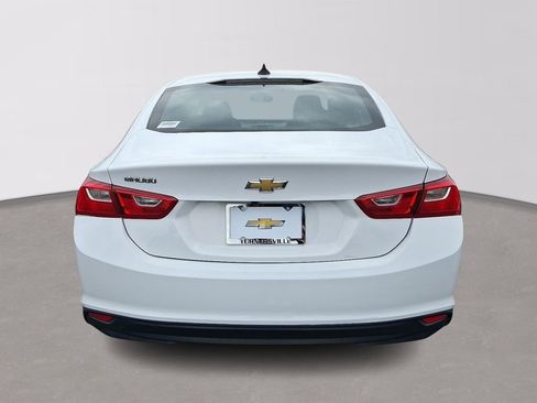 Certified 2022 Chevrolet Malibu LS FWD image 5