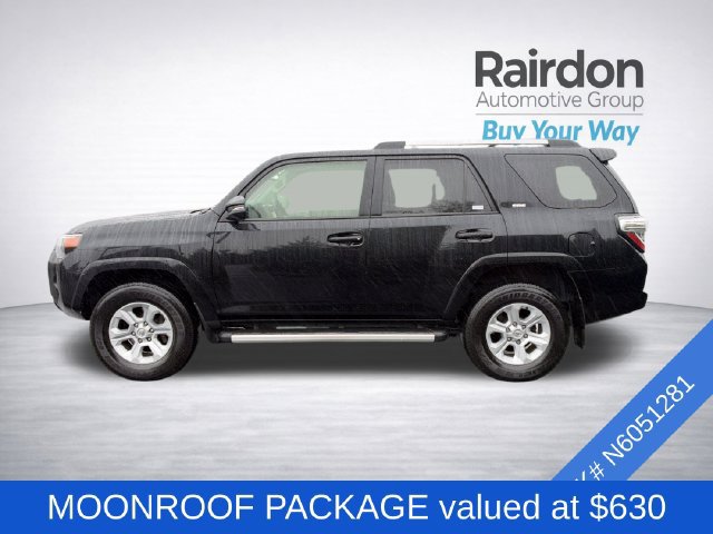 Used 2022 Toyota 4Runner SR5 Premium w/ Moonroof Package AWD/4WD image 4