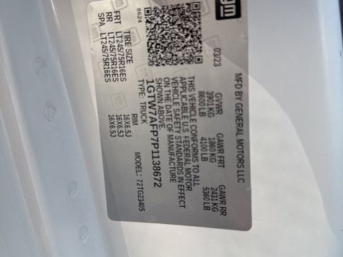 Used 2023 GMC Savana 2500 w/ Driver Convenience Package RWD image 27