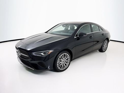 Used 2026 Mercedes-Benz CLA 250 image 3