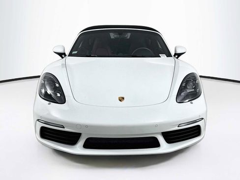 Certified 2025 Porsche 718 Boxster RWD image 6