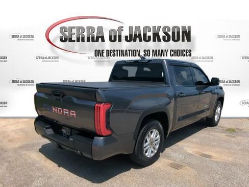Used 2022 Toyota Tundra SR5 w/ SR5 Premium Package AWD/4WD image 8