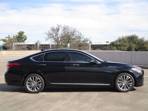 Used 2015 Hyundai Genesis 3.8 w/ Option Group 04 image 4