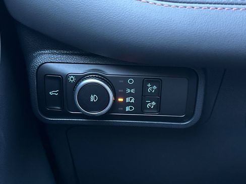 New 2026 Ford Explorer Active w/ Active Comfort Package image 28