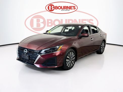 Used 2023 Nissan Altima 2.5 SV AWD/4WD image 5